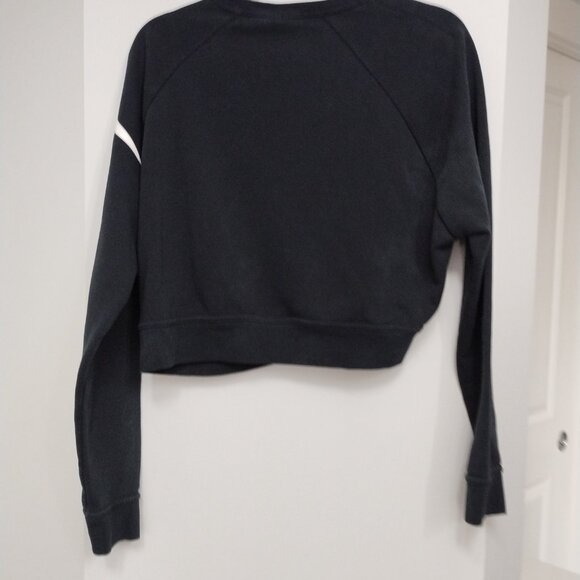 Nike dri fit crop sweater - Picture 4 of 4
